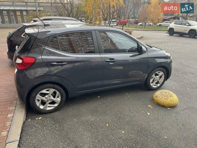 Сірий Хендай і10, об'ємом двигуна 1.2 л та пробігом 19 тис. км за 16500 $, фото 1 на Automoto.ua