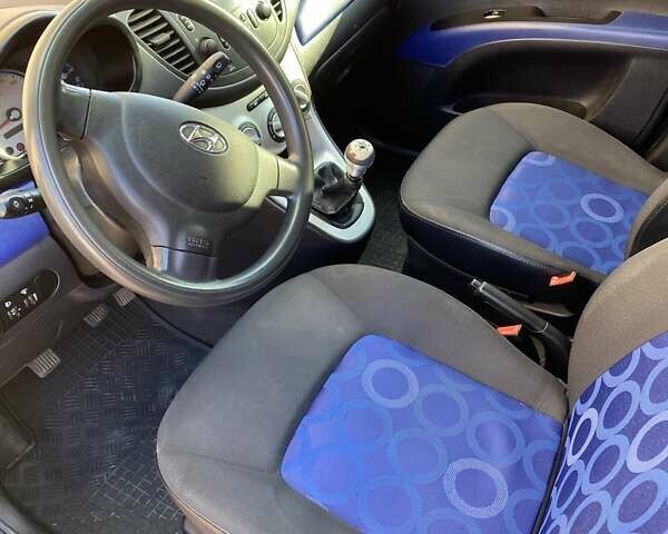 Синій Хендай і10, об'ємом двигуна 1.25 л та пробігом 127 тис. км за 4400 $, фото 12 на Automoto.ua