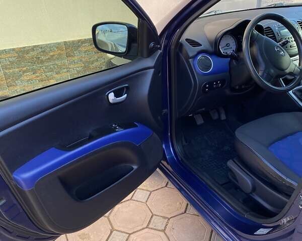 Синій Хендай і10, об'ємом двигуна 1.25 л та пробігом 127 тис. км за 4400 $, фото 14 на Automoto.ua