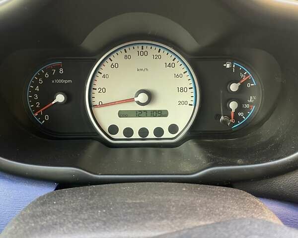 Синій Хендай і10, об'ємом двигуна 1.25 л та пробігом 127 тис. км за 4400 $, фото 4 на Automoto.ua