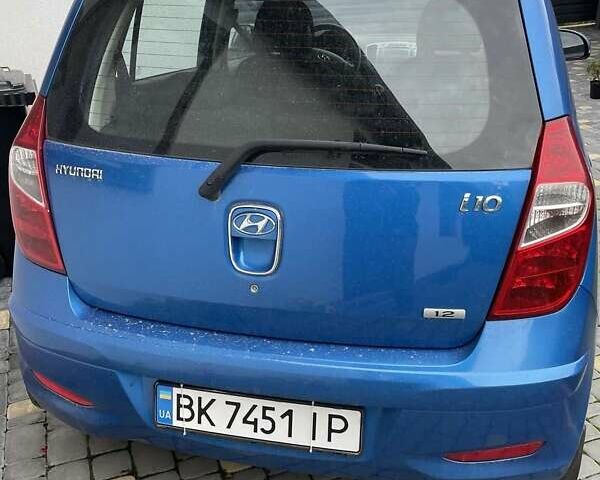 Синий Хендай и10, объемом двигателя 1.25 л и пробегом 160 тыс. км за 6500 $, фото 2 на Automoto.ua
