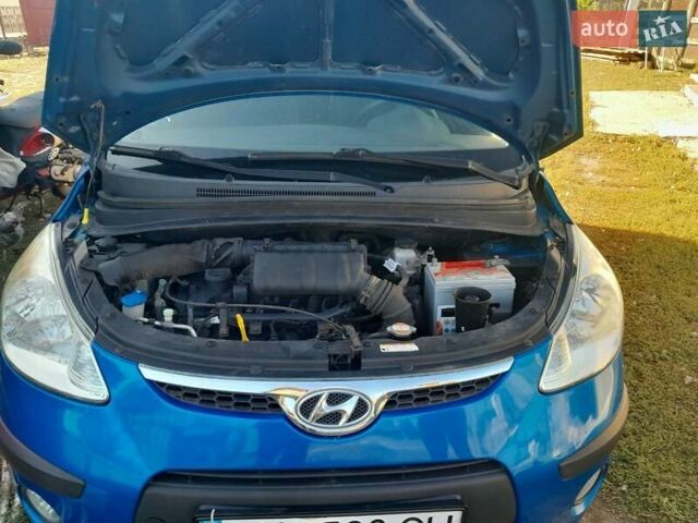 Синий Хендай и10, объемом двигателя 1.2 л и пробегом 125 тыс. км за 5700 $, фото 3 на Automoto.ua