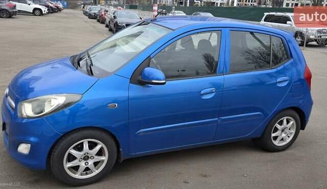 Синий Хендай и10, объемом двигателя 1.25 л и пробегом 133 тыс. км за 6000 $, фото 3 на Automoto.ua