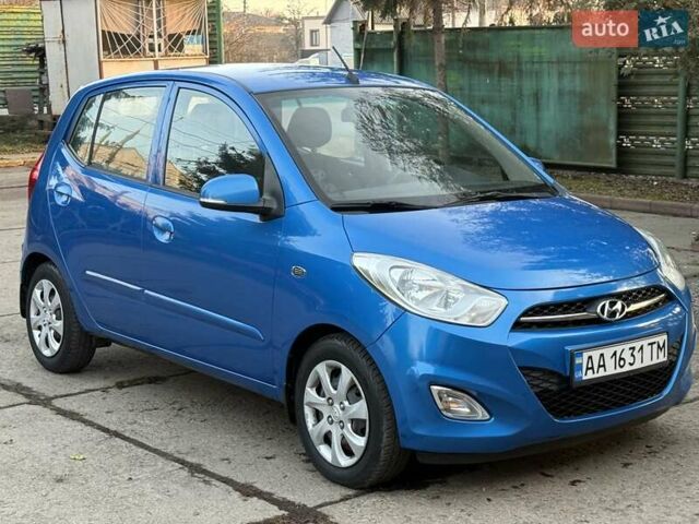 Синий Хендай и10, объемом двигателя 1.2 л и пробегом 84 тыс. км за 6900 $, фото 2 на Automoto.ua