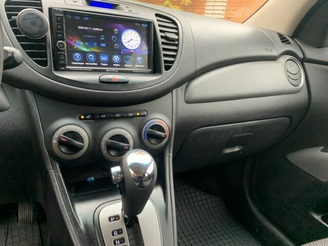 Хендай и10 2011 в Киеве на Automoto.ua Синий Хендай и10, объемом двигателя 1.2 л и пробегом 83 тыс. км за 4750 $, фото 7 на Automoto.ua