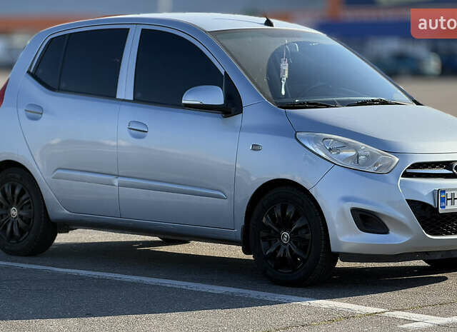 Синий Хендай и10, объемом двигателя 1.2 л и пробегом 118 тыс. км за 5000 $, фото 5 на Automoto.ua