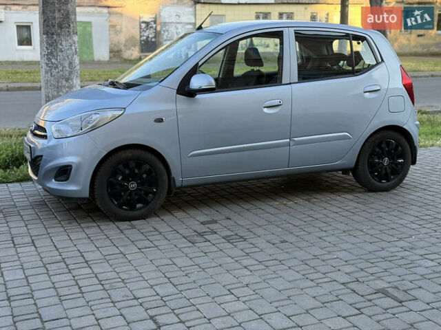 Синій Хендай і10, об'ємом двигуна 1.2 л та пробігом 116 тис. км за 5000 $, фото 8 на Automoto.ua