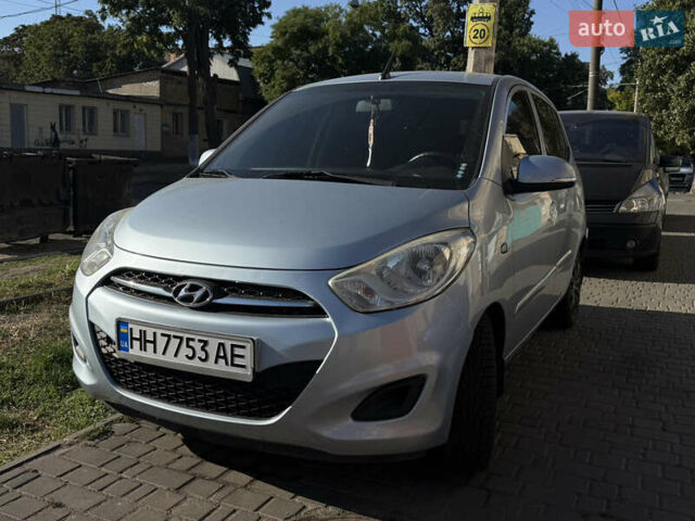Синий Хендай и10, объемом двигателя 1.2 л и пробегом 118 тыс. км за 5500 $, фото 4 на Automoto.ua