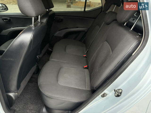 Синій Хендай і10, об'ємом двигуна 1.09 л та пробігом 133 тис. км за 6900 $, фото 39 на Automoto.ua