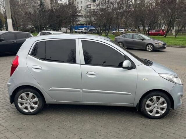 Синій Хендай і10, об'ємом двигуна 1.1 л та пробігом 131 тис. км за 5600 $, фото 2 на Automoto.ua