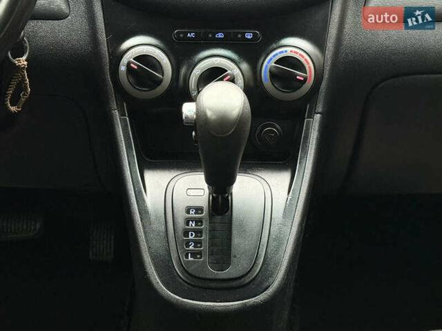 Синій Хендай і10, об'ємом двигуна 1.09 л та пробігом 133 тис. км за 6900 $, фото 50 на Automoto.ua