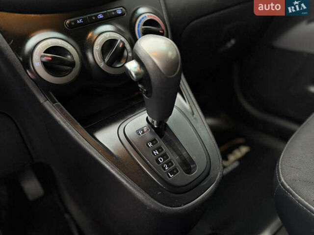 Синій Хендай і10, об'ємом двигуна 1.09 л та пробігом 133 тис. км за 6900 $, фото 53 на Automoto.ua