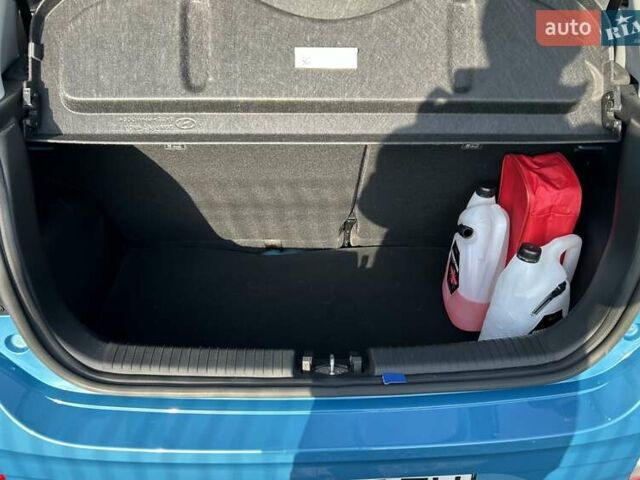 Синий Хендай и10, объемом двигателя 1.2 л и пробегом 97 тыс. км за 13300 $, фото 8 на Automoto.ua