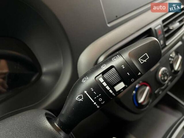 Синий Хендай и10, объемом двигателя 1 л и пробегом 1 тыс. км за 17490 $, фото 22 на Automoto.ua