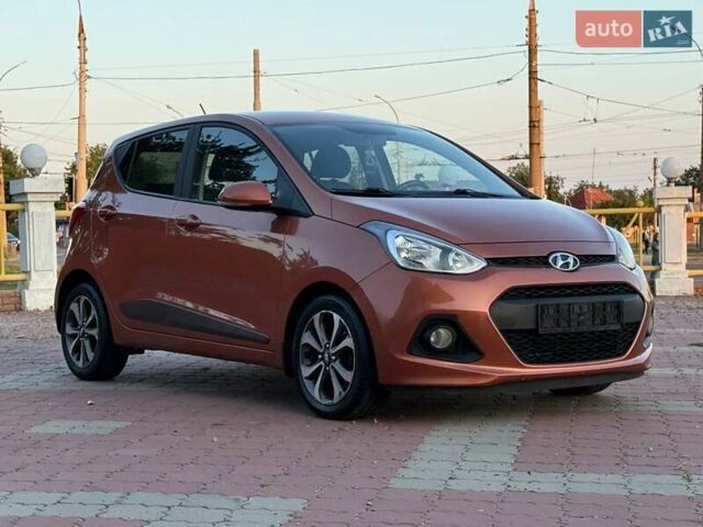 Помаранчевий Хендай і10, об'ємом двигуна 1.2 л та пробігом 150 тис. км за 7999 $, фото 8 на Automoto.ua