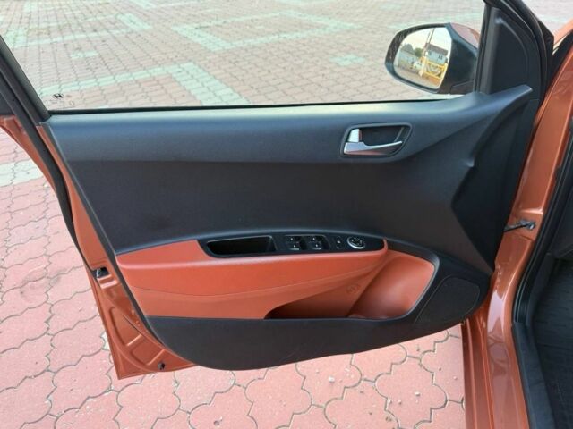 Оранжевый Хендай и10, объемом двигателя 1.1 л и пробегом 150 тыс. км за 7750 $, фото 11 на Automoto.ua