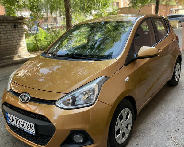 Оранжевый Хендай и10, объемом двигателя 1 л и пробегом 64 тыс. км за 8900 $, фото 2 на Automoto.ua