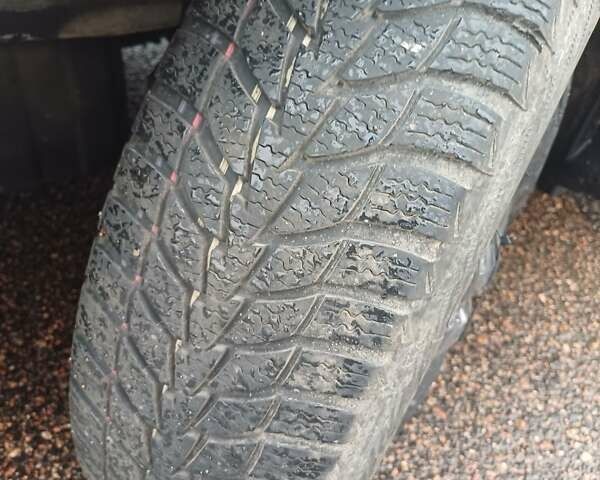 Белый Хендай и20, объемом двигателя 1.25 л и пробегом 148 тыс. км за 5400 $, фото 12 на Automoto.ua