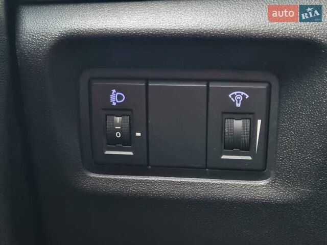 Белый Хендай и20, объемом двигателя 1.4 л и пробегом 128 тыс. км за 7900 $, фото 50 на Automoto.ua