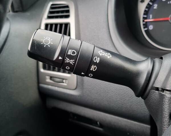 Белый Хендай и20, объемом двигателя 1.4 л и пробегом 128 тыс. км за 7900 $, фото 48 на Automoto.ua