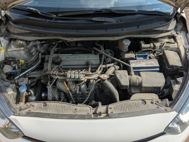 Білий Хендай і20, об'ємом двигуна 1.2 л та пробігом 175 тис. км за 5150 $, фото 17 на Automoto.ua