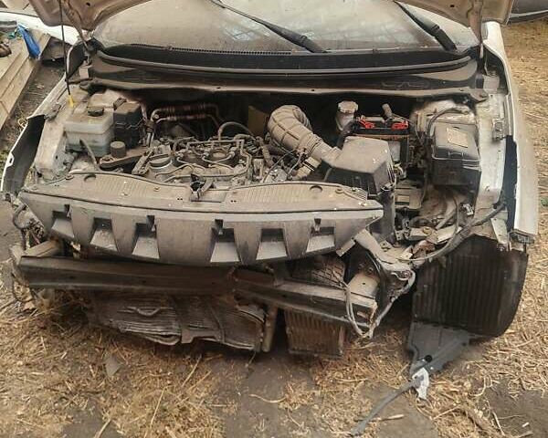 Білий Хендай і20, об'ємом двигуна 1.1 л та пробігом 170 тис. км за 1800 $, фото 4 на Automoto.ua