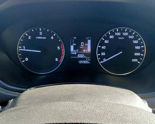 Хендай и20 2015 в Одессе на Automoto.ua Белый Хендай и20, объемом двигателя 1.12 л и пробегом 175 тыс. км за 8000 $, фото 5 на Automoto.ua