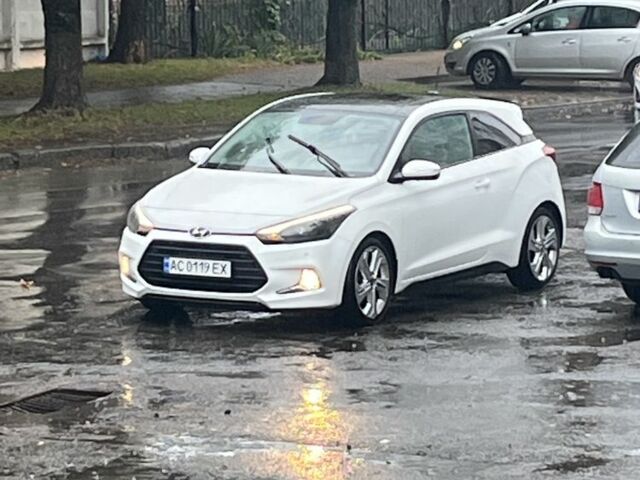 Хендай и20 2017 в Краматорске на Automoto.ua Белый Хендай и20, объемом двигателя 1.4 л и пробегом 105 тыс. км за 10200 $, фото 22 на Automoto.ua