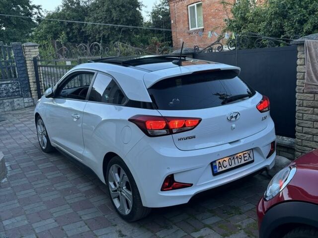 Хендай и20 2017 в Краматорске на Automoto.ua Белый Хендай и20, объемом двигателя 1.4 л и пробегом 105 тыс. км за 10200 $, фото 20 на Automoto.ua