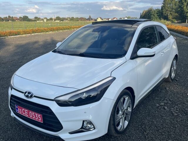 Хендай и20 2017 в Краматорске на Automoto.ua Белый Хендай и20, объемом двигателя 1.4 л и пробегом 105 тыс. км за 10200 $, фото 2 на Automoto.ua