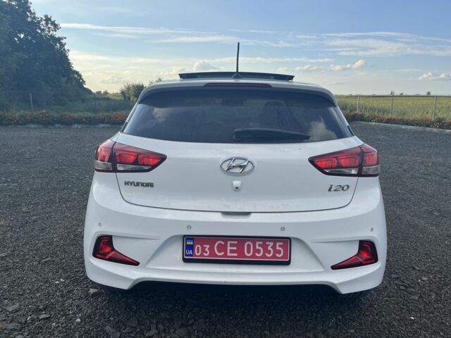 Хендай и20 2017 в Краматорске на Automoto.ua Белый Хендай и20, объемом двигателя 1.4 л и пробегом 105 тыс. км за 10200 $, фото 18 на Automoto.ua