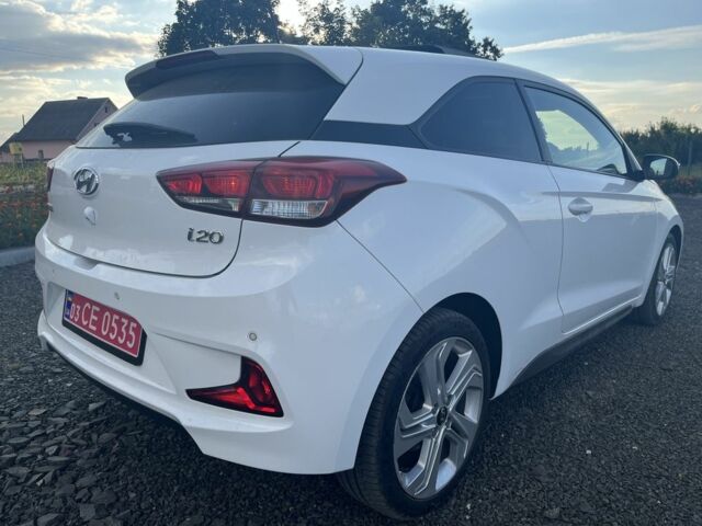 Хендай и20 2017 в Краматорске на Automoto.ua Белый Хендай и20, объемом двигателя 1.4 л и пробегом 105 тыс. км за 10200 $, фото 5 на Automoto.ua