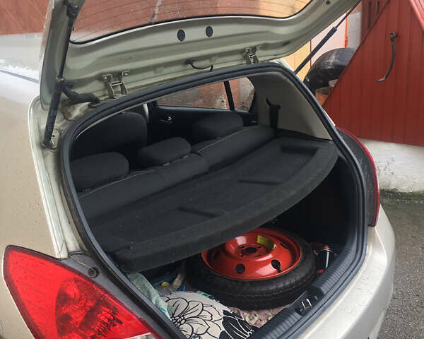 Бежевий Хендай і20, об'ємом двигуна 1.25 л та пробігом 188 тис. км за 5400 $, фото 15 на Automoto.ua