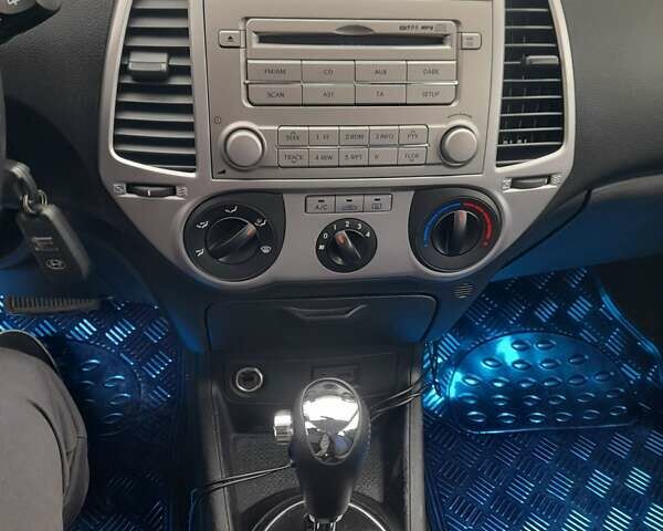 Бежевий Хендай і20, об'ємом двигуна 1.4 л та пробігом 103 тис. км за 8300 $, фото 21 на Automoto.ua
