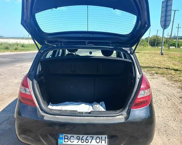 Чорний Хендай і20, об'ємом двигуна 1.4 л та пробігом 245 тис. км за 5800 $, фото 9 на Automoto.ua