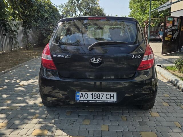 Черный Хендай и20, объемом двигателя 1 л и пробегом 169 тыс. км за 5200 $, фото 7 на Automoto.ua