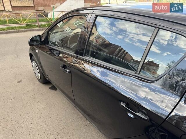 Чорний Хендай і20, об'ємом двигуна 1.25 л та пробігом 144 тис. км за 5000 $, фото 4 на Automoto.ua