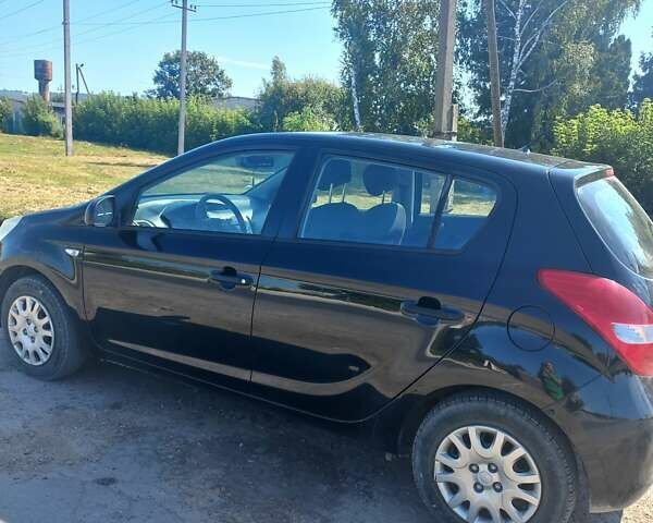 Чорний Хендай і20, об'ємом двигуна 1.4 л та пробігом 245 тис. км за 5800 $, фото 16 на Automoto.ua
