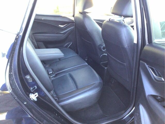 Черный Хендай и20, объемом двигателя 1.6 л и пробегом 175 тыс. км за 10900 $, фото 8 на Automoto.ua