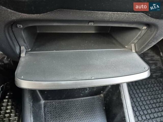 Черный Хендай и20, объемом двигателя 1.4 л и пробегом 224 тыс. км за 5950 $, фото 24 на Automoto.ua