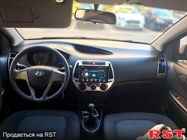 Коричневий Хендай і20, об'ємом двигуна 1.2 л та пробігом 148 тис. км за 5500 $, фото 4 на Automoto.ua
