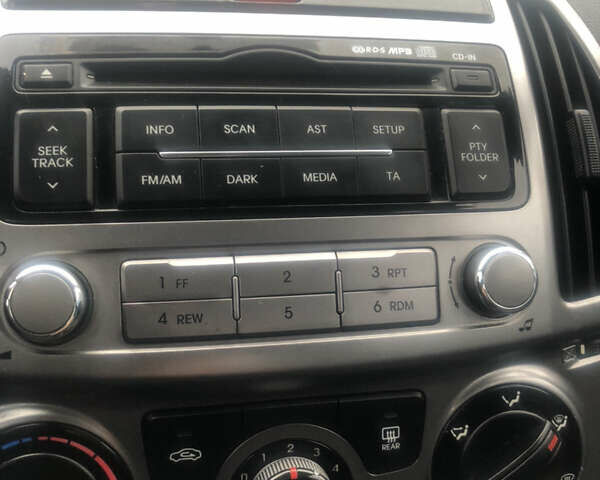 Коричневий Хендай і20, об'ємом двигуна 1.4 л та пробігом 132 тис. км за 5750 $, фото 11 на Automoto.ua