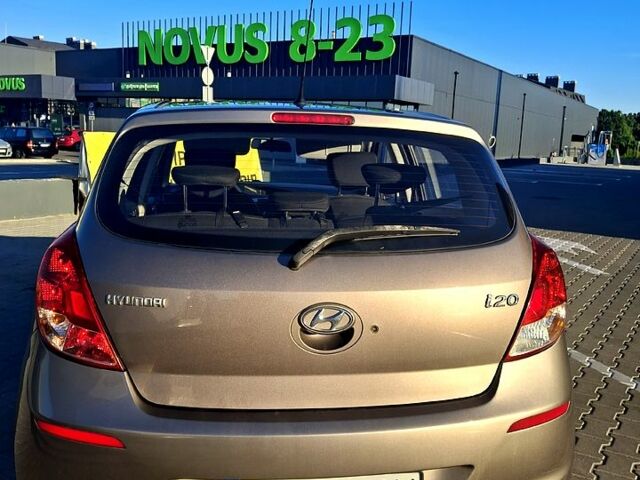 Коричневий Хендай і20, об'ємом двигуна 1.2 л та пробігом 148 тис. км за 5500 $, фото 2 на Automoto.ua
