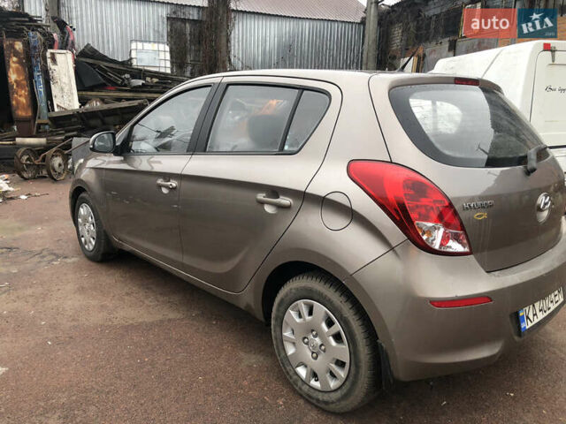 Коричневий Хендай і20, об'ємом двигуна 1.4 л та пробігом 132 тис. км за 5750 $, фото 1 на Automoto.ua