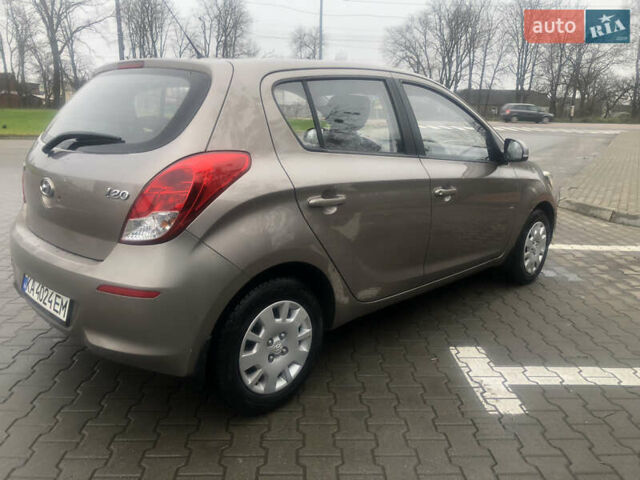 Коричневий Хендай і20, об'ємом двигуна 1.4 л та пробігом 132 тис. км за 5750 $, фото 5 на Automoto.ua