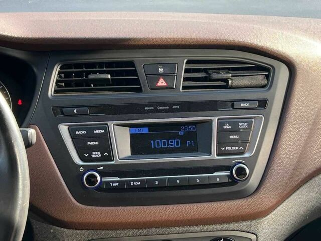 Коричневий Хендай і20, об'ємом двигуна 1.2 л та пробігом 67 тис. км за 9700 $, фото 16 на Automoto.ua