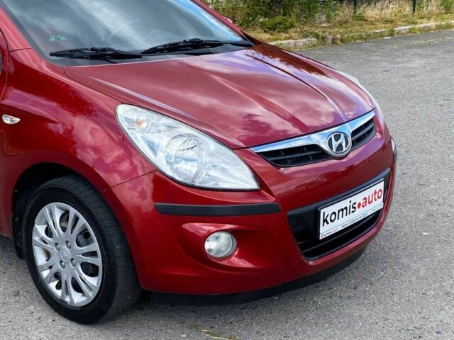 Красный Хендай и20, объемом двигателя 1.2 л и пробегом 155 тыс. км за 4499 $, фото 21 на Automoto.ua