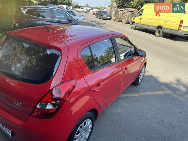Червоний Хендай і20, об'ємом двигуна 1.4 л та пробігом 157 тис. км за 7600 $, фото 17 на Automoto.ua