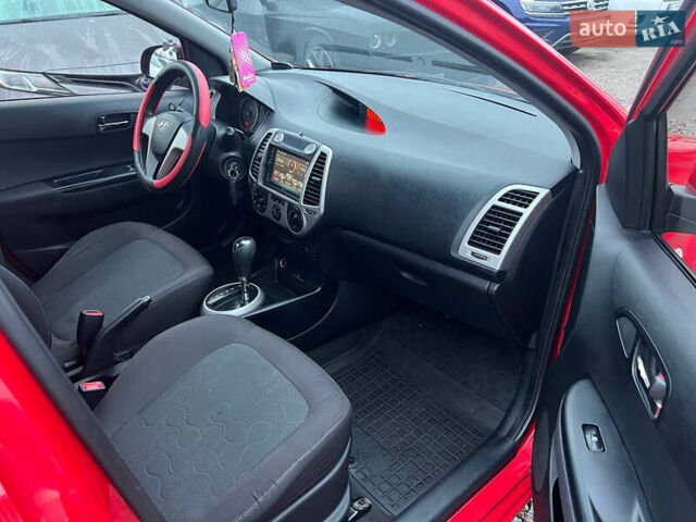 Червоний Хендай і20, об'ємом двигуна 1.4 л та пробігом 130 тис. км за 7900 $, фото 12 на Automoto.ua