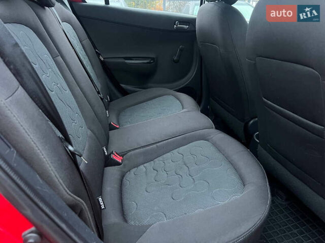 Червоний Хендай і20, об'ємом двигуна 1.4 л та пробігом 130 тис. км за 7900 $, фото 13 на Automoto.ua